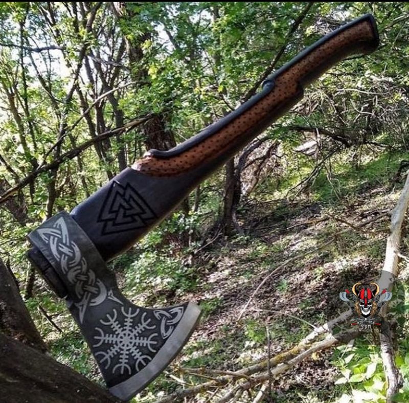 Axa vikingă din oțel carbon handmade, topor tactic, cel mai bun cadou pentru el