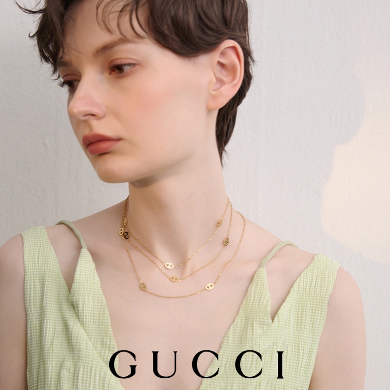 Colier de lux ușor Gucci din aur de 18k cu mai multe straturi