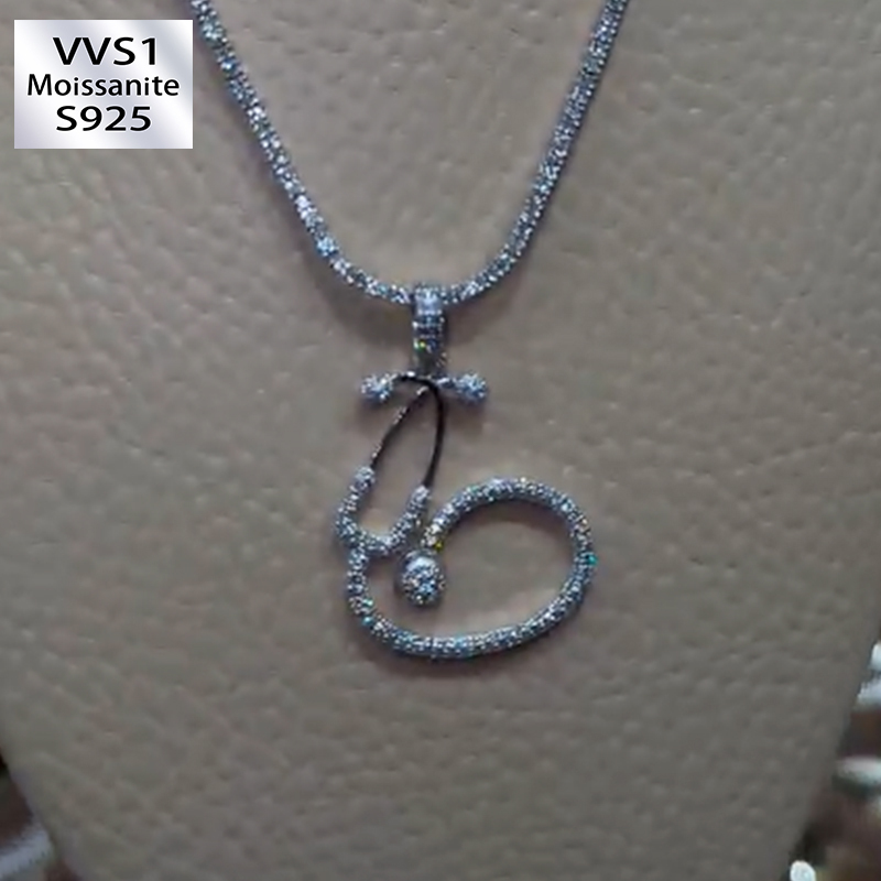 Moissanite Unique Design Little Pendant