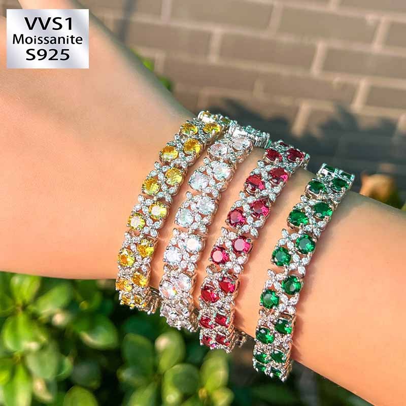 Exquisite Luxurious Moissanite Bracelet