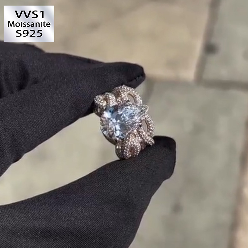 Spirit Snake Entanglement Pear Moissanite Ring