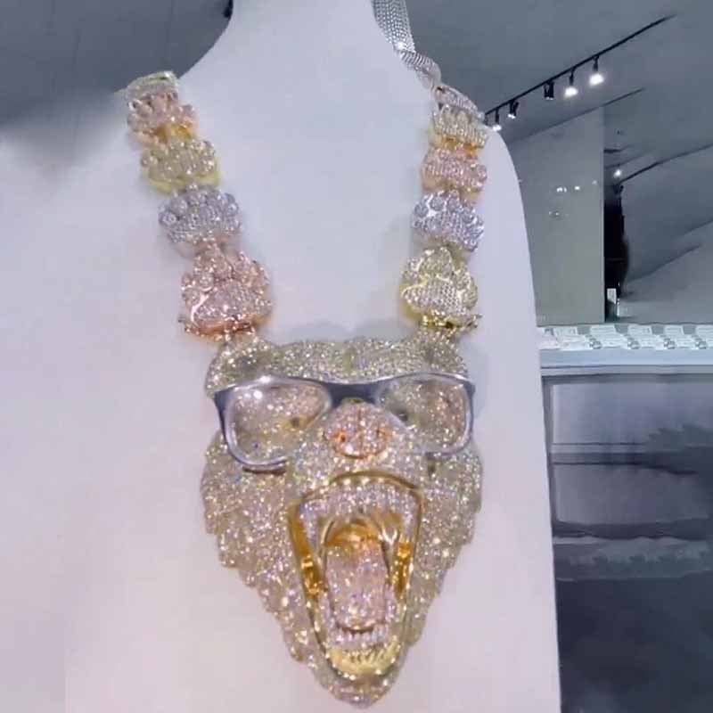 3-D S925 Moissanite Diamond Wearing Glasses Bear Pendant