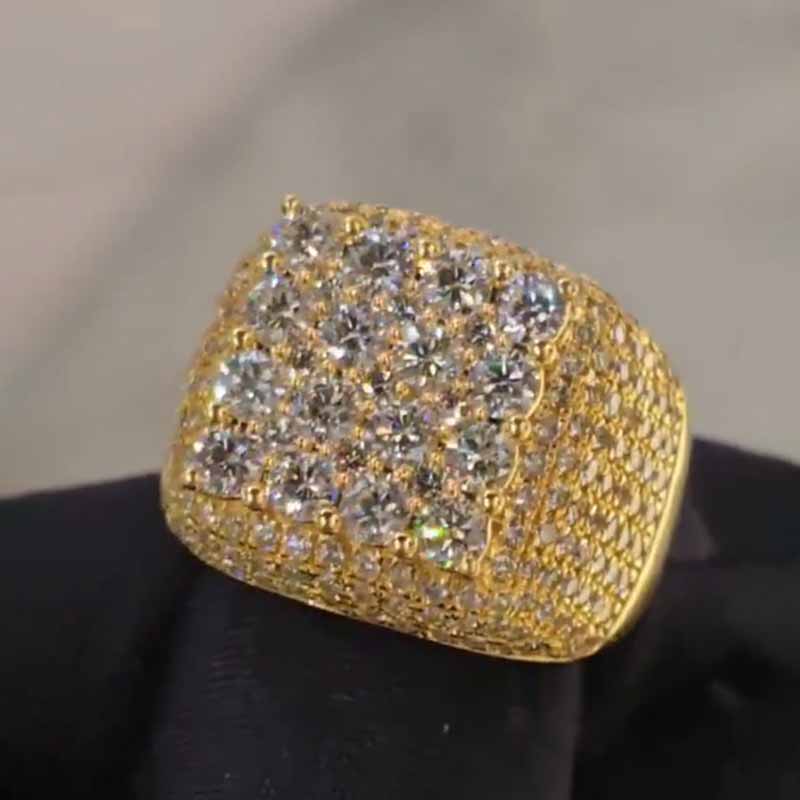King Gold Sequence Moissanite Ring