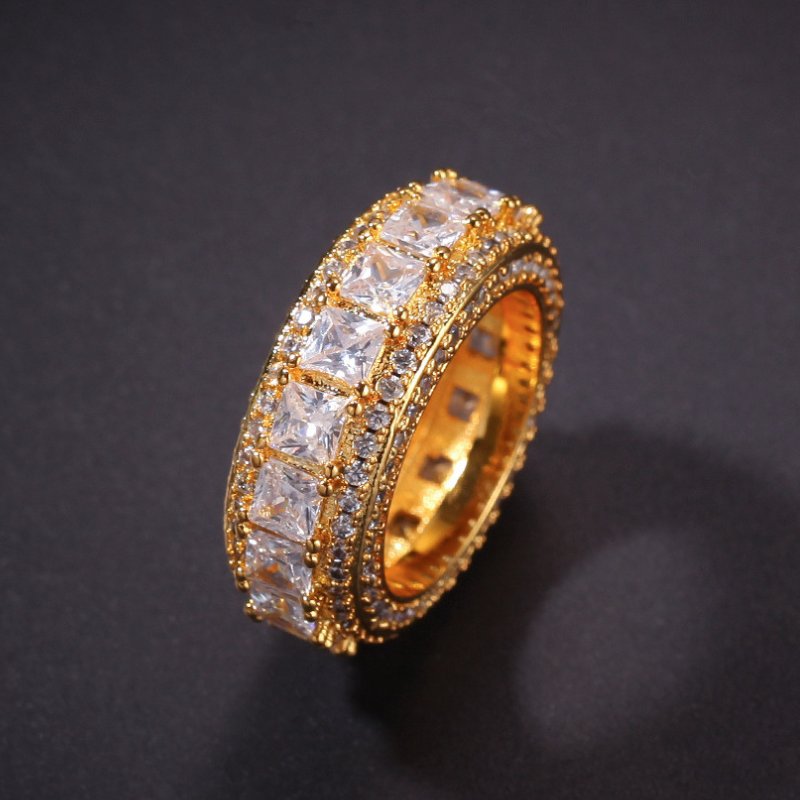 Moissanite Luxury Sparkling Square Zirconium Round Diamond Ring