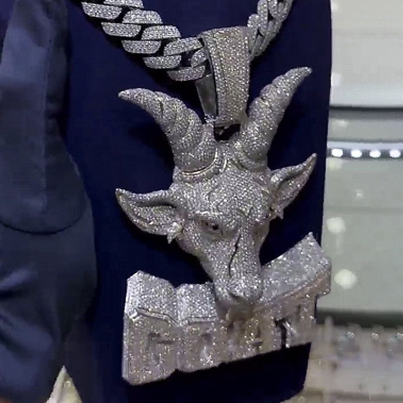 Moissanite Three-dimensional Goat Pendant Set (Smaller Version)