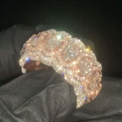 Moissanite Patterned Edge Design Oval Goose Egg Diamond Ring