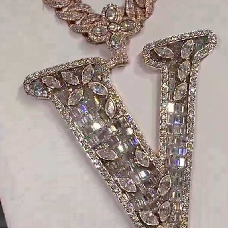 Design Letter V Marquise Shape Moissanite Pendant