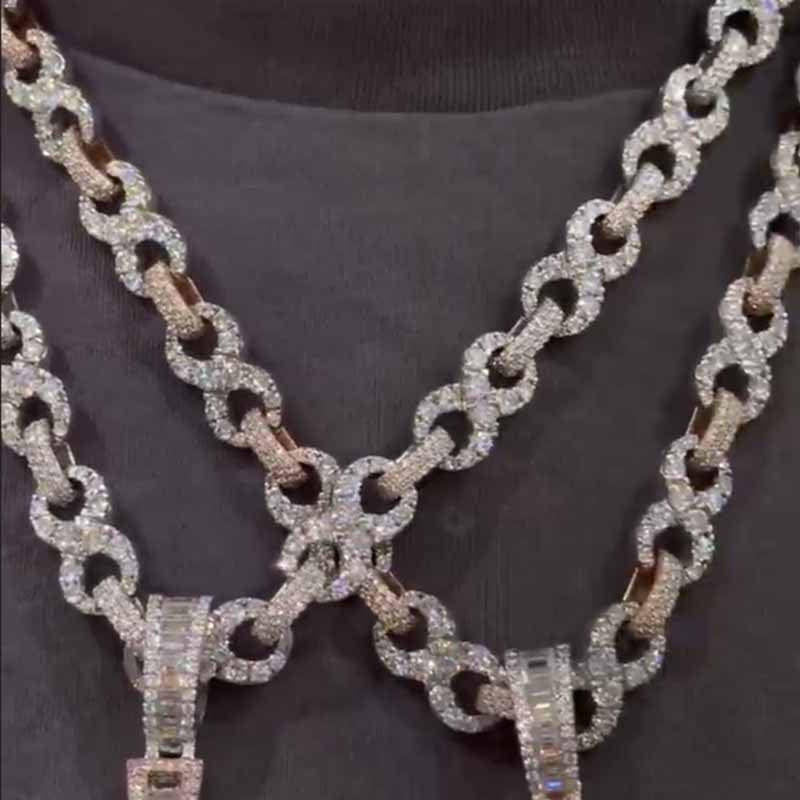 Maple Leaves on Infinity Chains Moissanite  Pendant Set