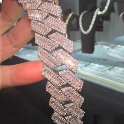 19mm Prong Baguette Moissanite Cuban Chain