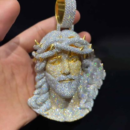 Moissanite Thorn Headdress Jesus Pendant