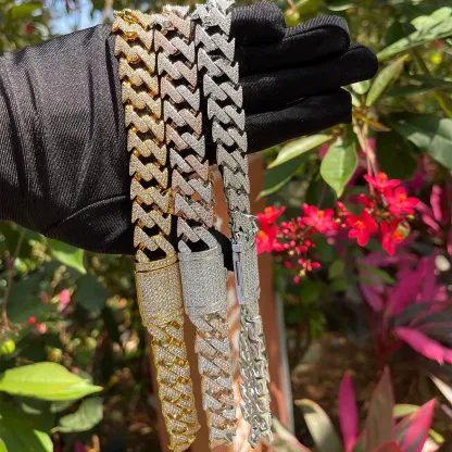 S925 Moissanite Curved Cuban Chain