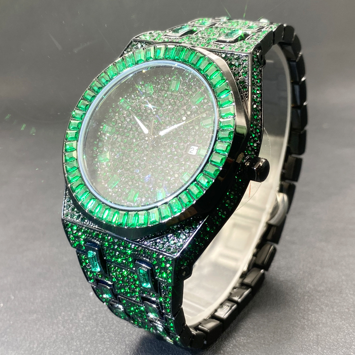 Stylish Green Moissanite Rhinestone Watch