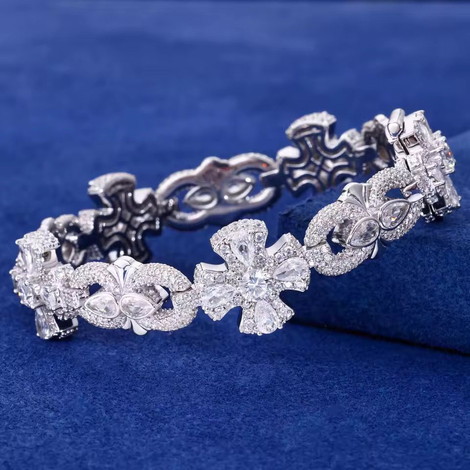 Moissanite Cross Spider Loop Bracele