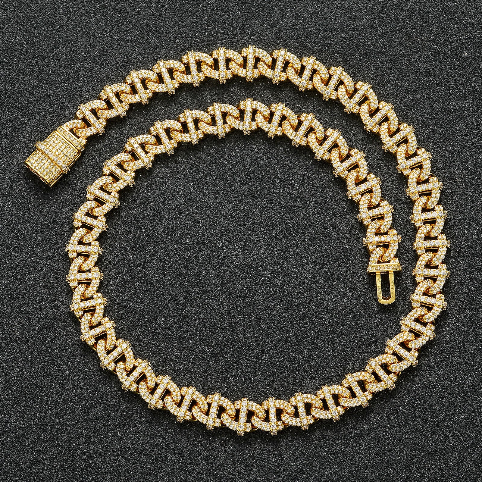 10mm Geometric Moissanite Cuban Chain