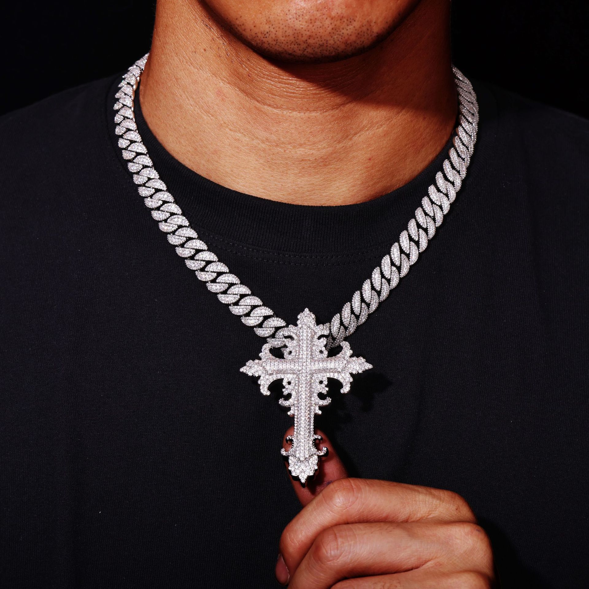 S925 Moissanite Trendy Cross Pendant
