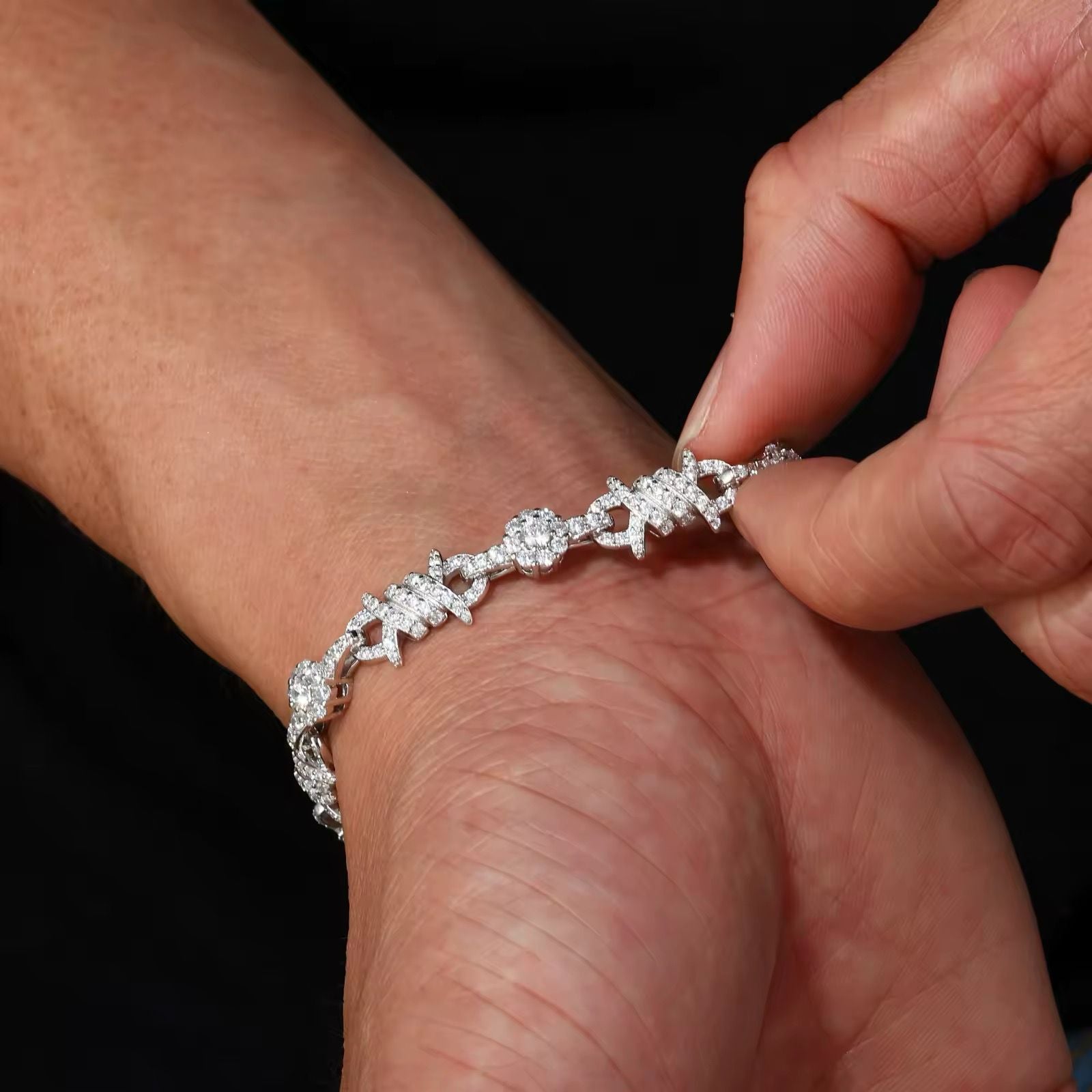 10mm Moissanite Iced Out Barbed Wire Bracelet