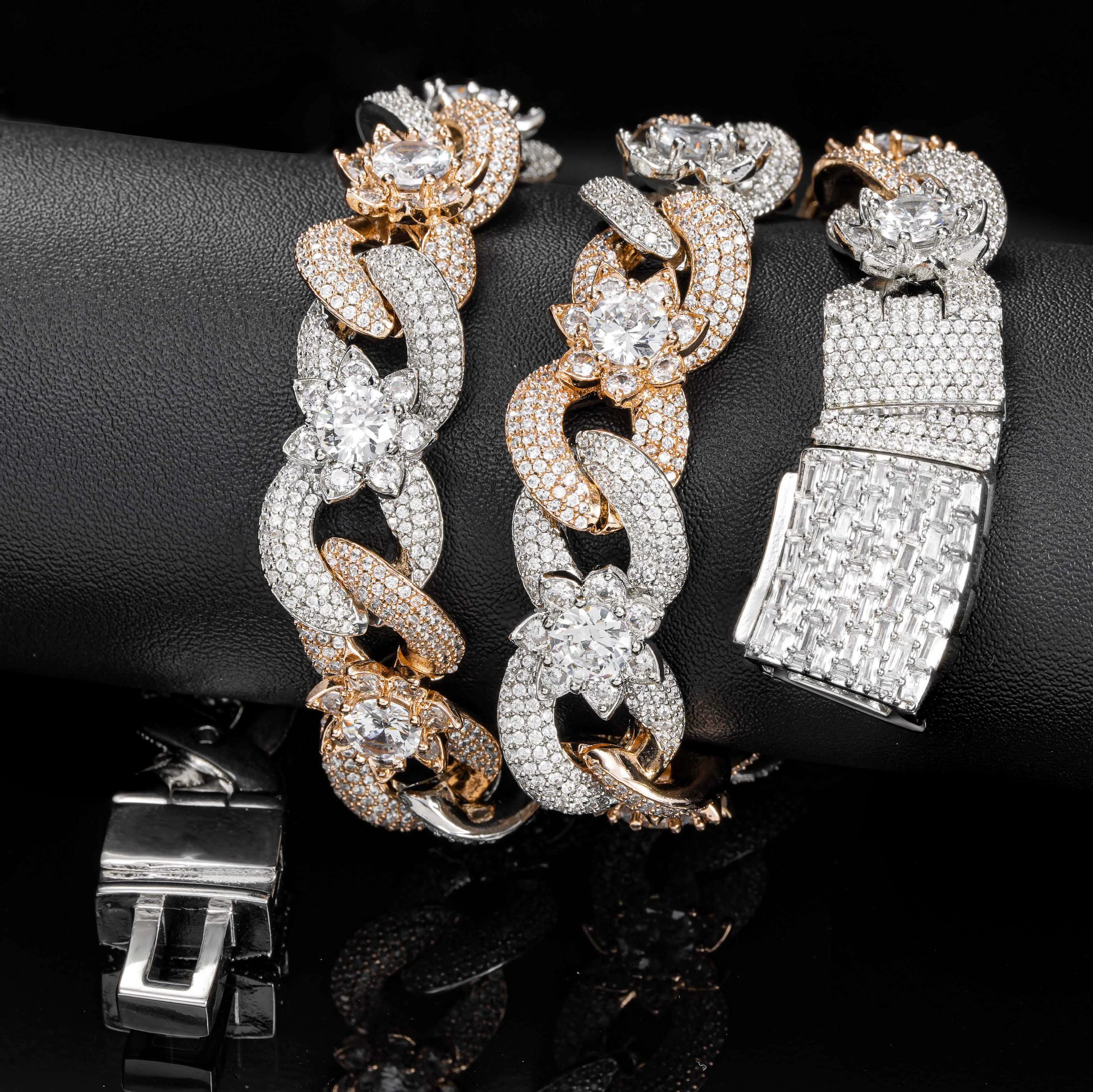 15mm S925 Moissanite Infinity Flower Cuban Chain