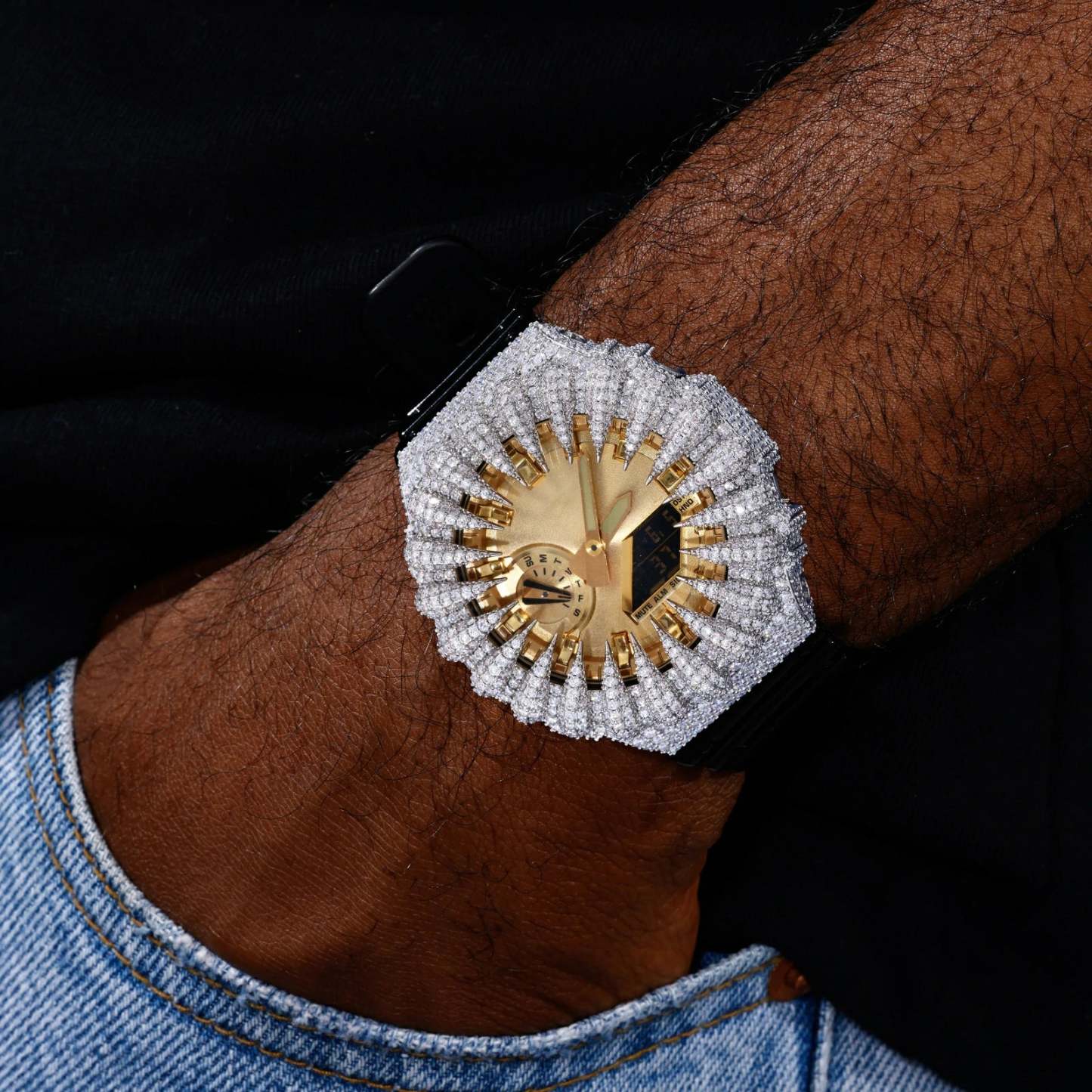 Moissanite GA2100 spiky watch case