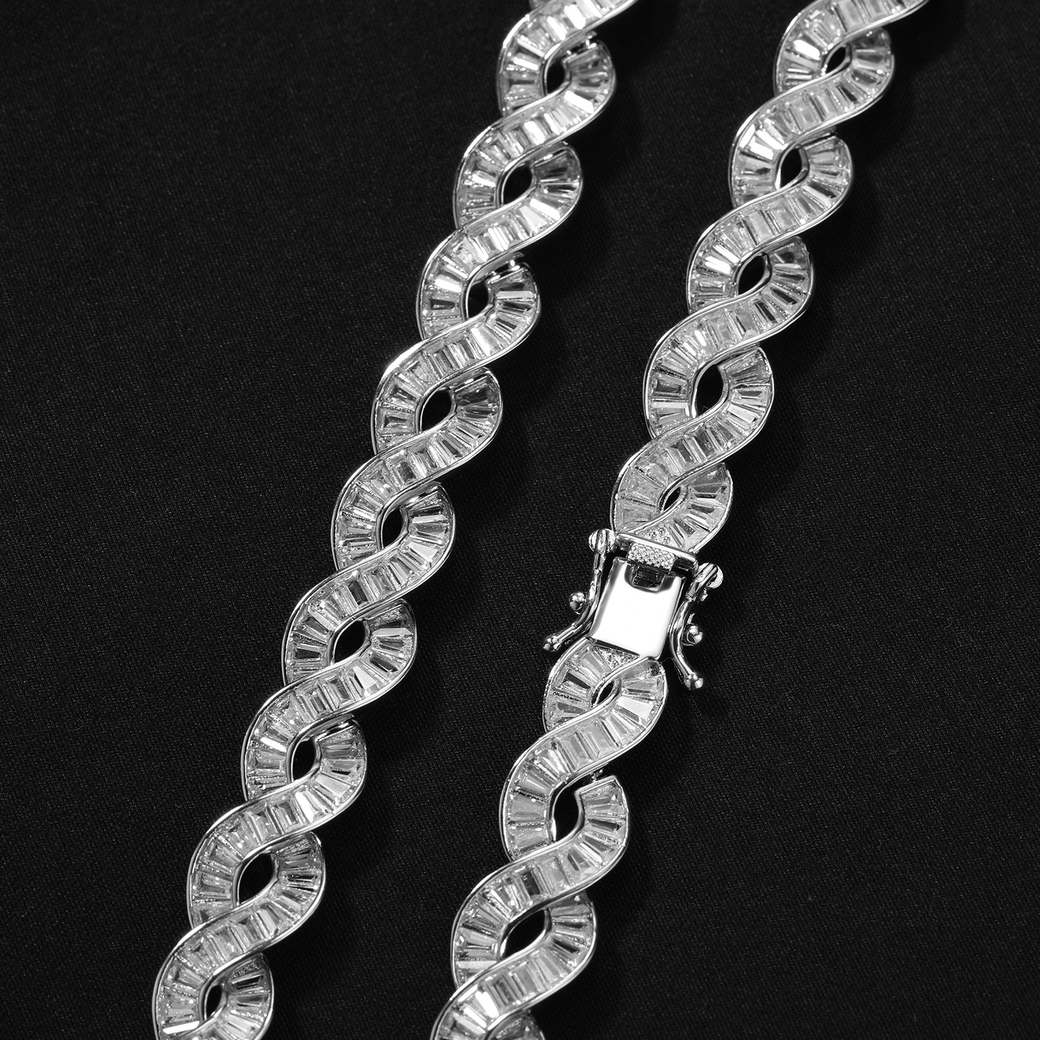 10mm S925 Moissanite DNA Helix Chain