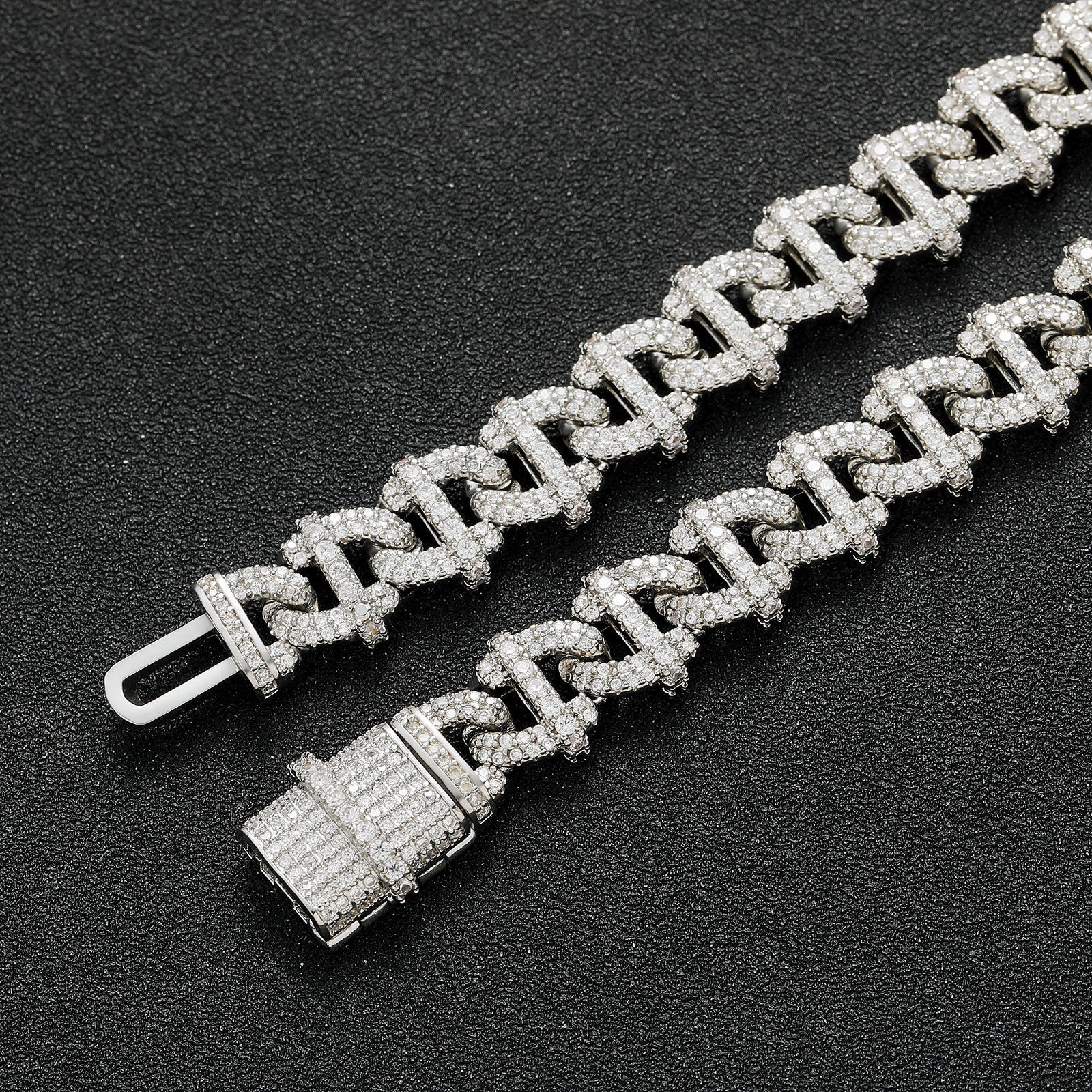 10mm Geometric Moissanite Cuban Chain