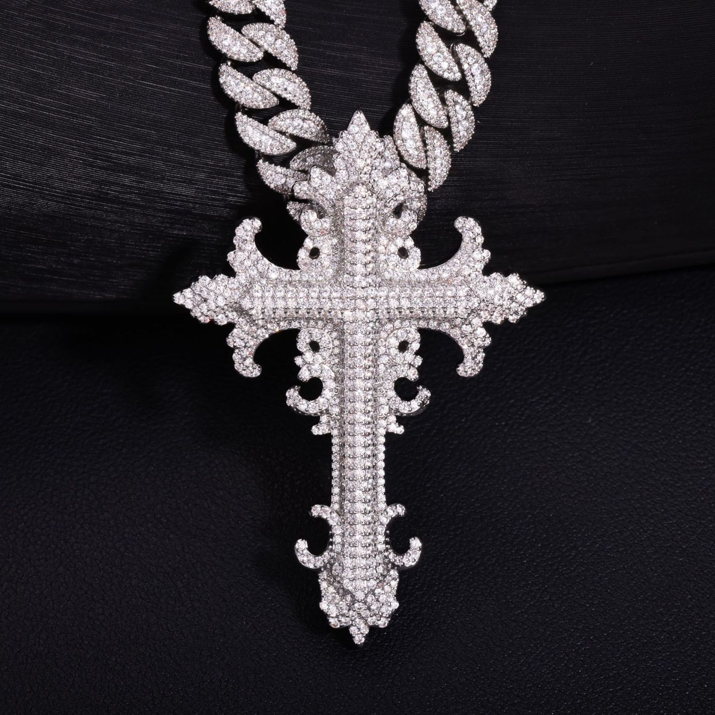 S925 Moissanite Trendy Cross Pendant