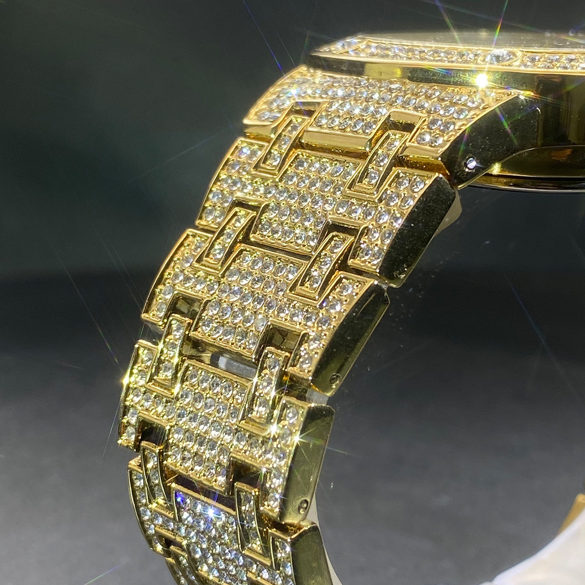 Moissanite Ultra-sparkling Square Quartz Full Diamond Setting Watch