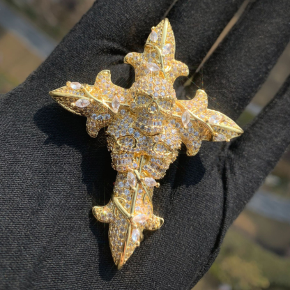 Moissanite Hip Hop Skull Rose Cross Pendant