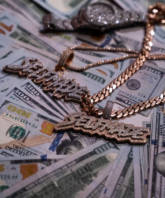 VVSBOX Price Difference