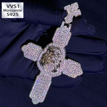 Ice-Pattern Moissanite Cross Portrait Pendant