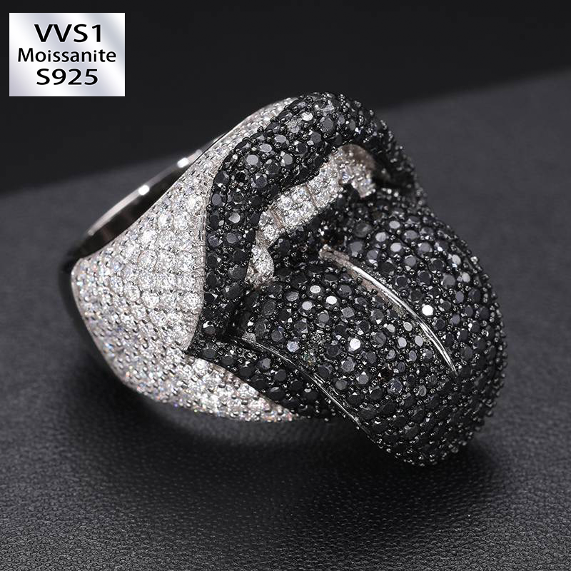 Moissanite Tongue-out Ring With Personality
