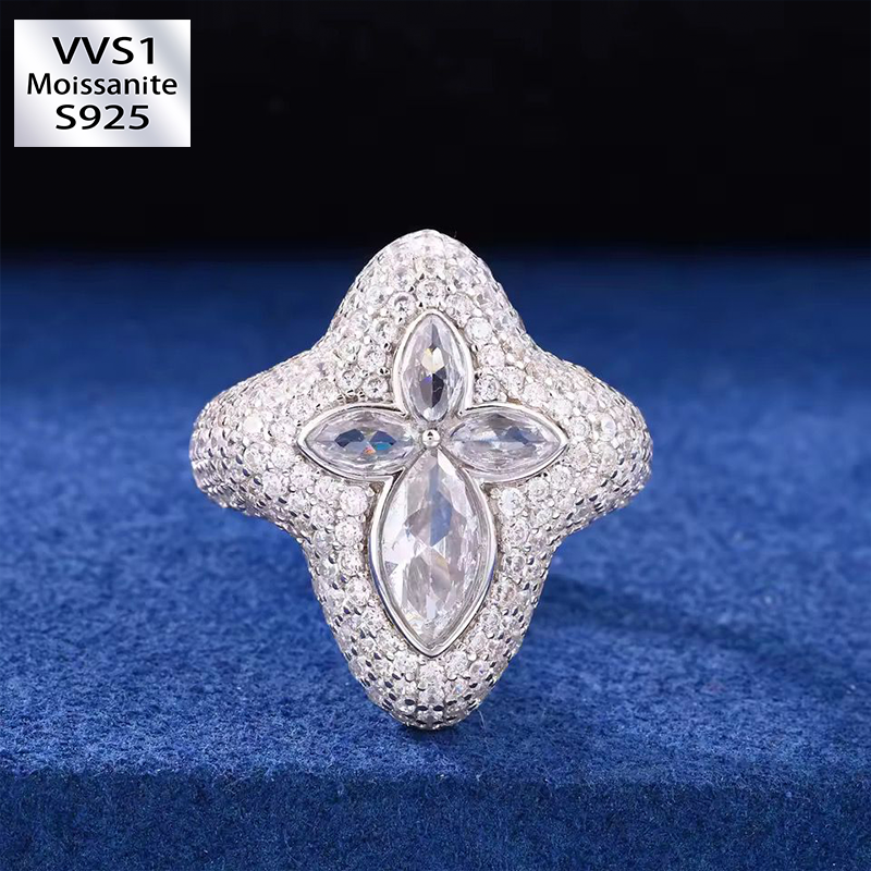 Moissanite Four-Leaf Clover Ring