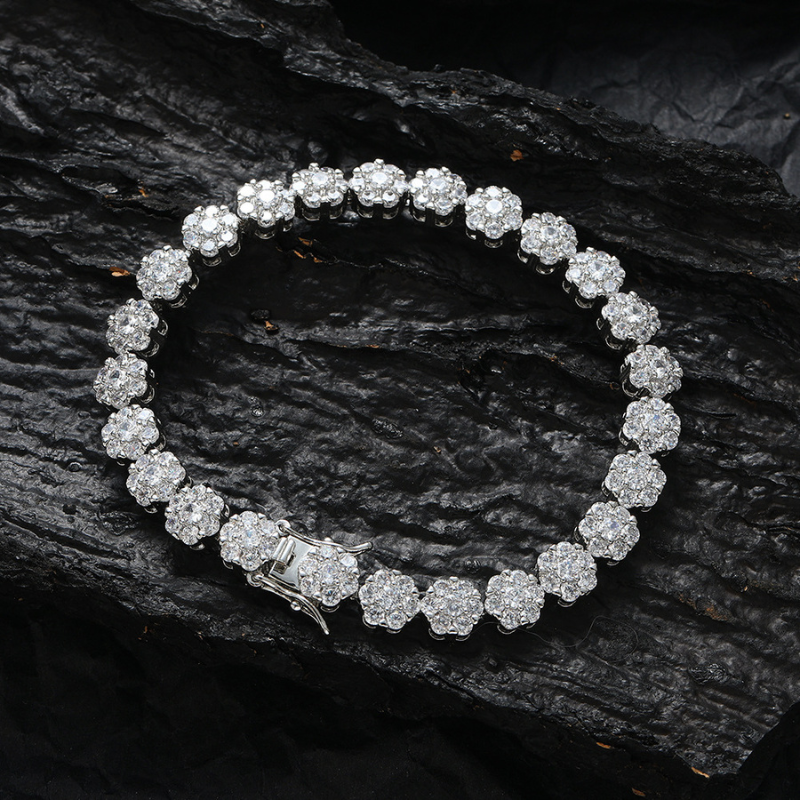 8mm Moissanite Hip Hop Floral Bracelet