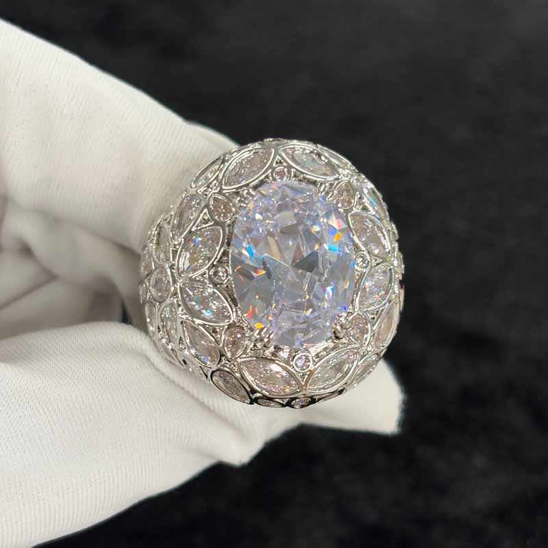 Moissanite Brilliant Dove Egg Ring