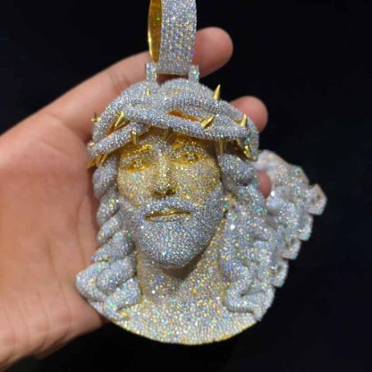 Moissanite Thorn Headdress Jesus Pendant