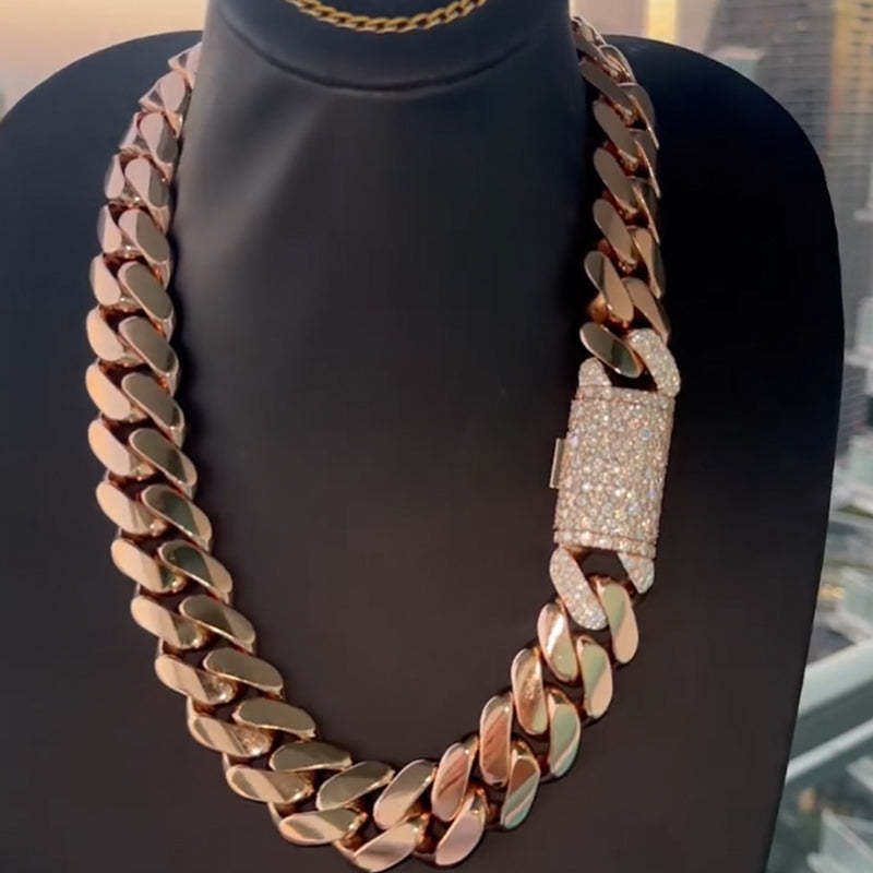 25mm Detail-oriented Design Moissanite Cuban Chain