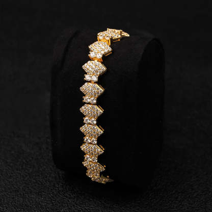 Moissanite Diamond-Shaped Round Diamond Bracelet