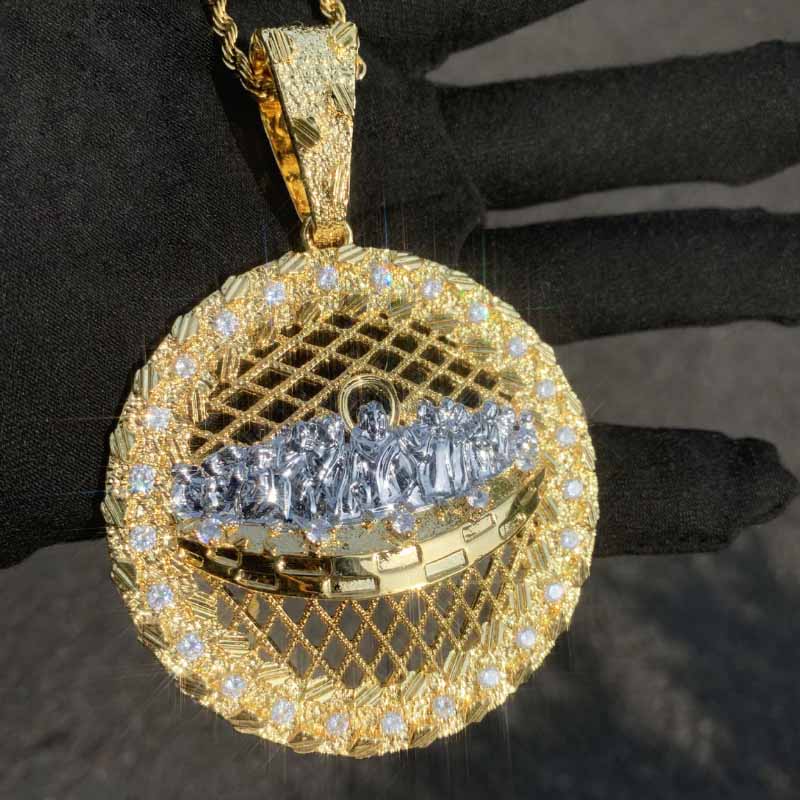 Moissanite Disc Grid Jesus Pendant