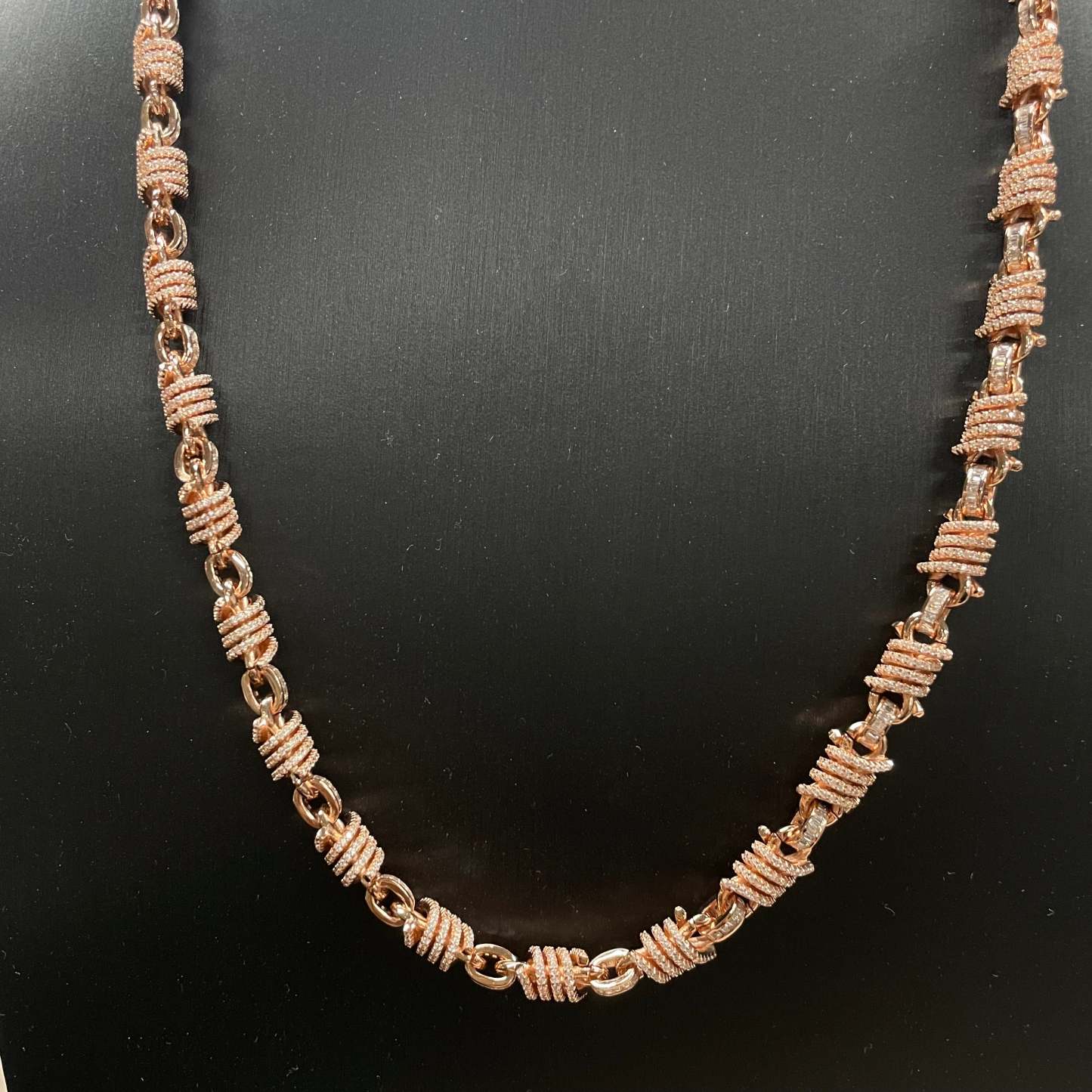 Moissanite Cross Around Oval Design Sense Chain