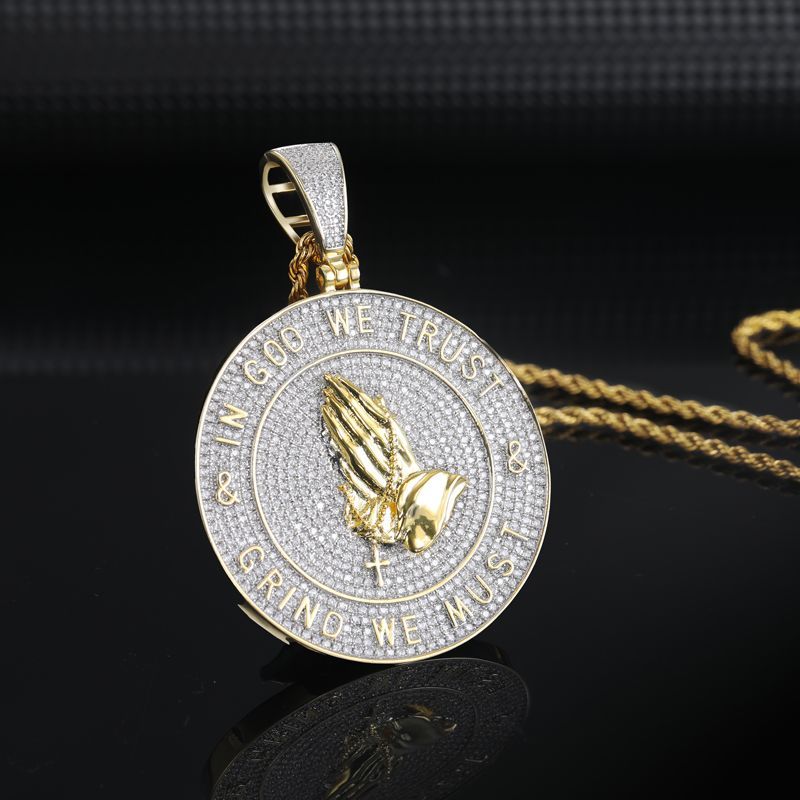 Iced Praying Hands Faith Pendant ( Send Rope Chain）