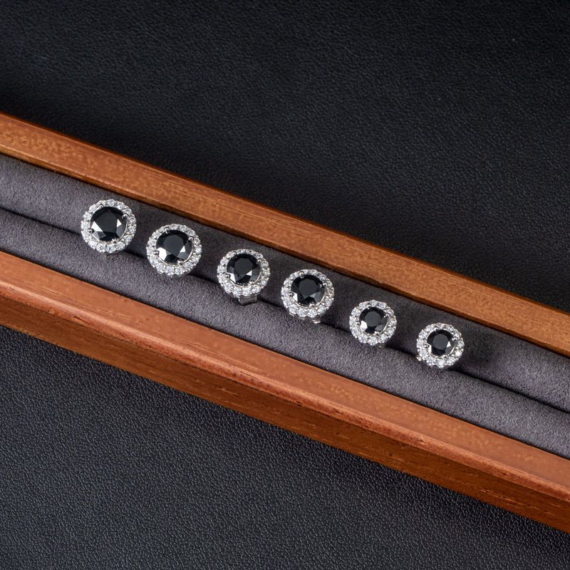 0.8 Carats *2 Round Black Halo VVS1 Moissanite Earrings in S925 Sterling Silver