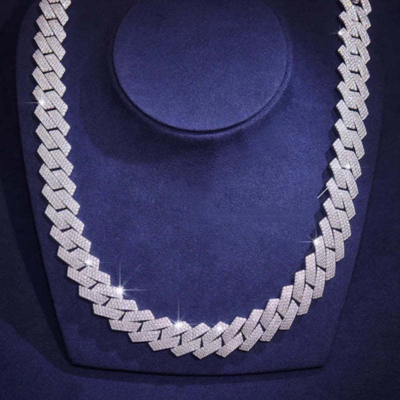 Moissanite Crown Clasp Number 4 Pendant Cuban Chain Set