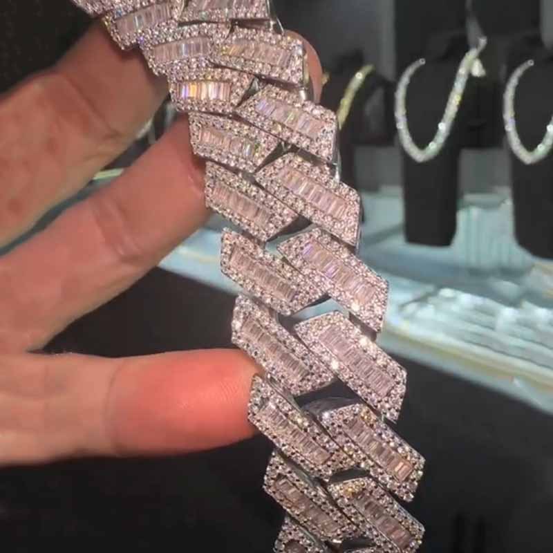 19mm Prong Baguette Moissanite Cuban Chain