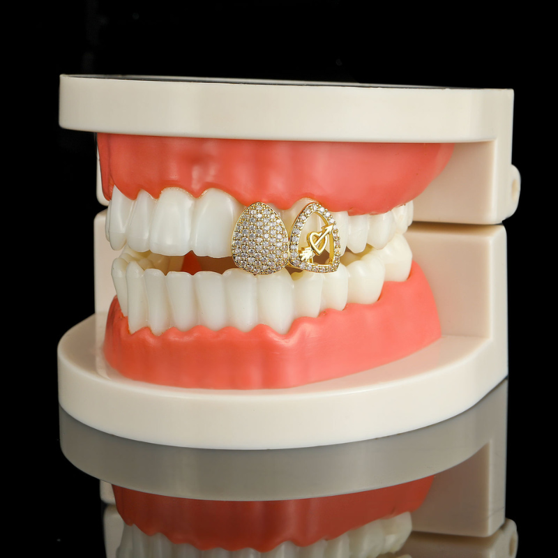 Moissanite Two Teeth Creative Grillz