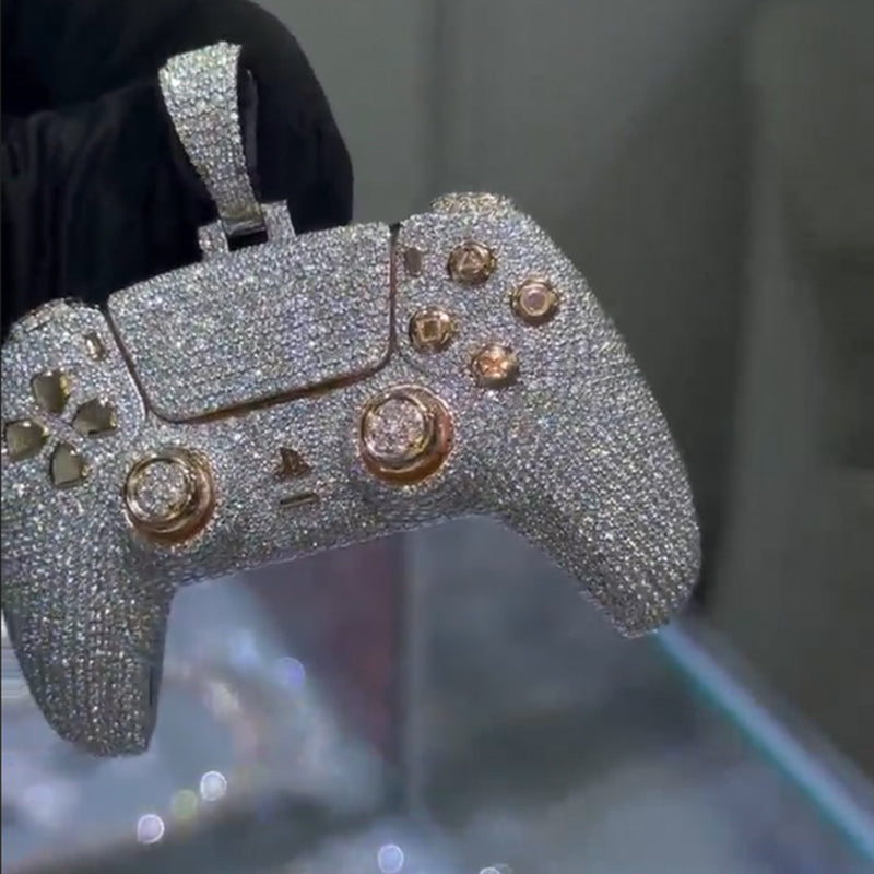 Luxury Control Game Moissanite Pendant