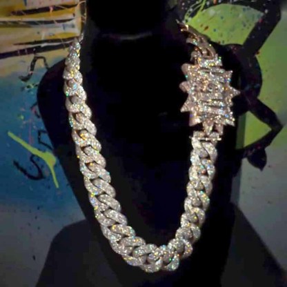 Moissanite WOW Letter Design Buckle Cuban Chain