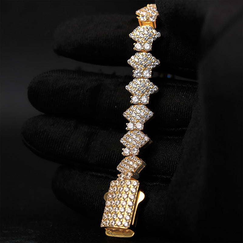 Moissanite Diamond-Shaped Round Diamond Bracelet