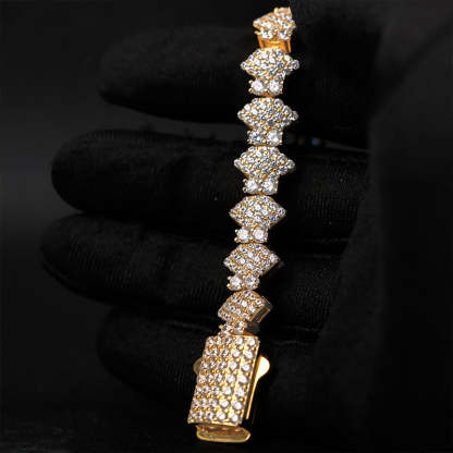 Moissanite Diamond-Shaped Round Diamond Bracelet
