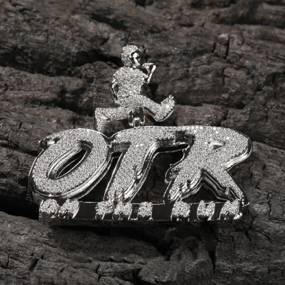 Moissanite Running "OTR" Letters Fashion New Pendant