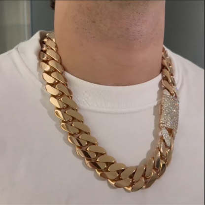 25mm Detail-oriented Design Moissanite Cuban Chain