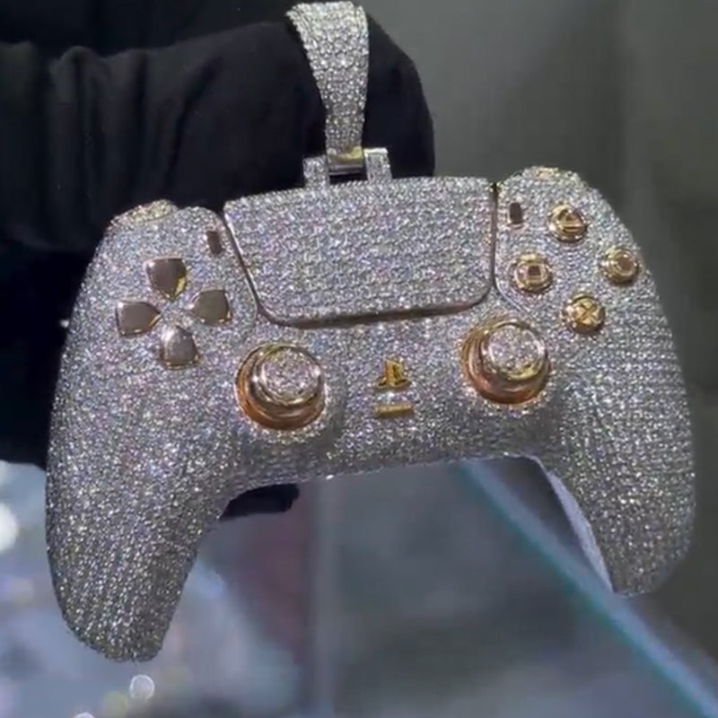 Luxury Control Game Moissanite Pendant